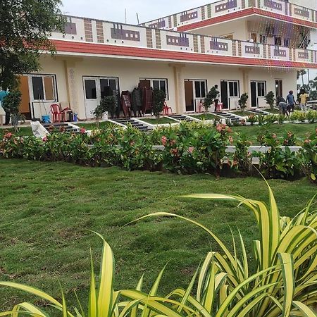Moonlight Beach Resort Ongole Экстерьер фото