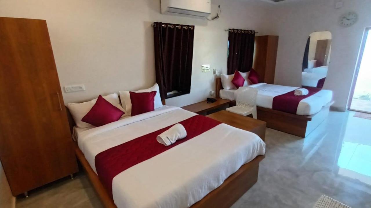 Moonlight Beach Resort Ongole Экстерьер фото